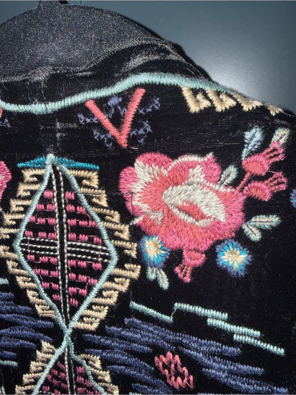 🌺 Johnny Was Aveza Black Velvet Embroidered Floral Kimono - Picture 13 of 15